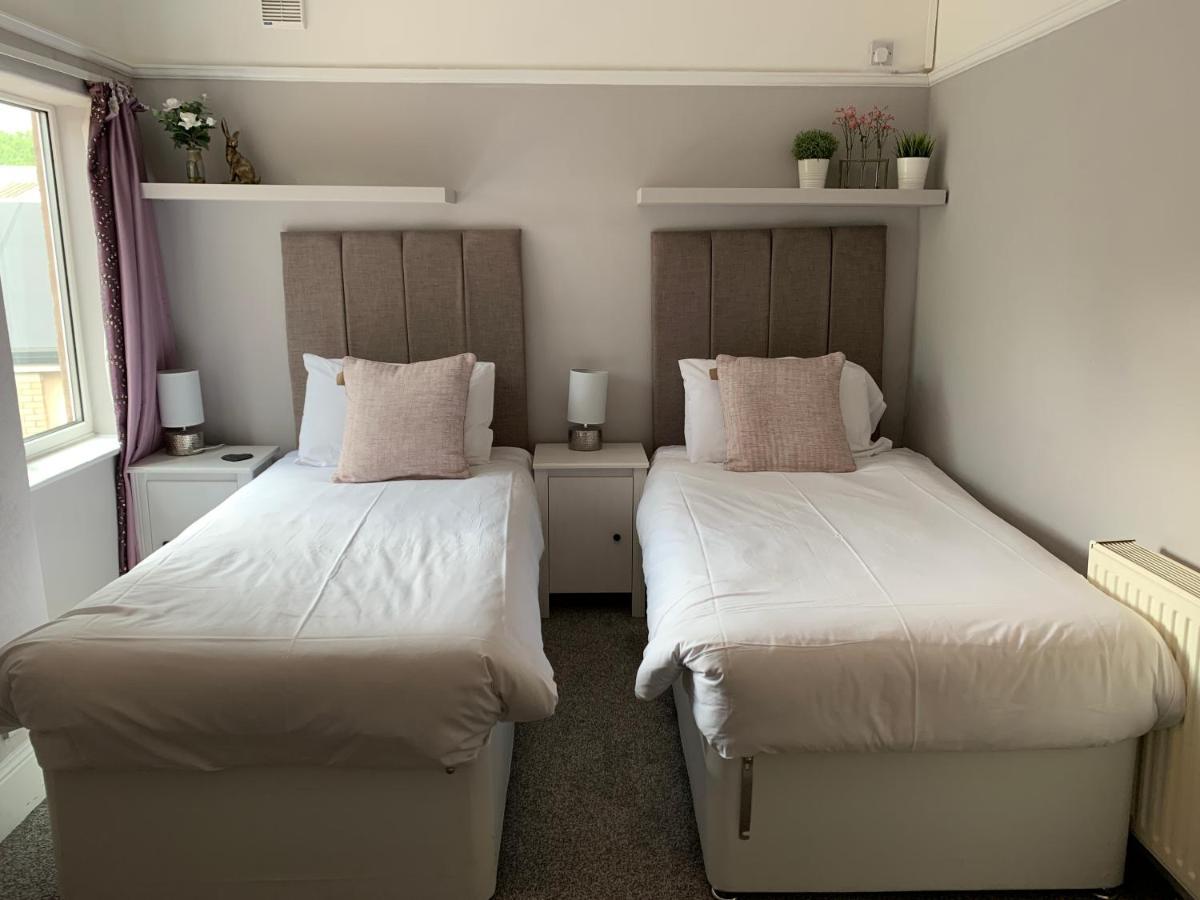 Newlyn House Apartamento Christleton Exterior foto